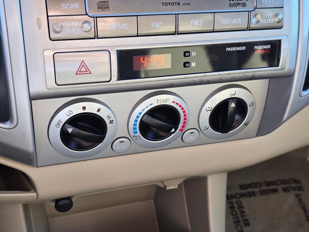 Used 2010 Toyota Tacoma 4x4 Access Cab V6 image 8