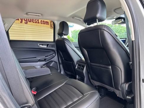 Used 2022 Ford Edge SEL w/ Convenience Package AWD/4WD image 5