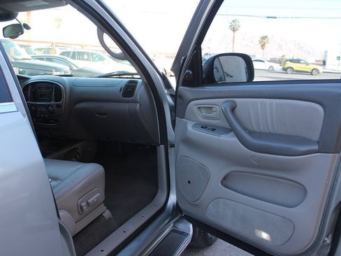 Used 2003 Toyota Sequoia Limited RWD image 33