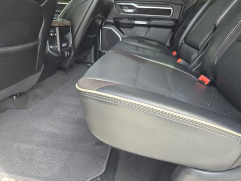 Used 2020 RAM 1500 Laramie image 33