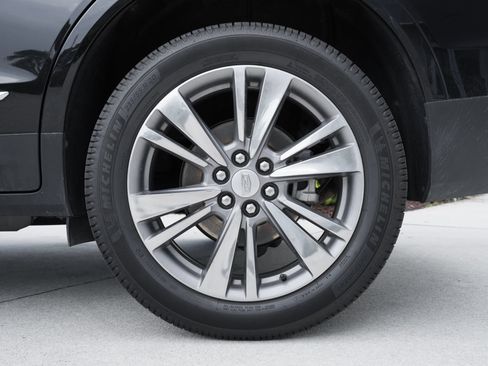 Used 2024 Cadillac XT5 Premium Luxury AWD/4WD image 14