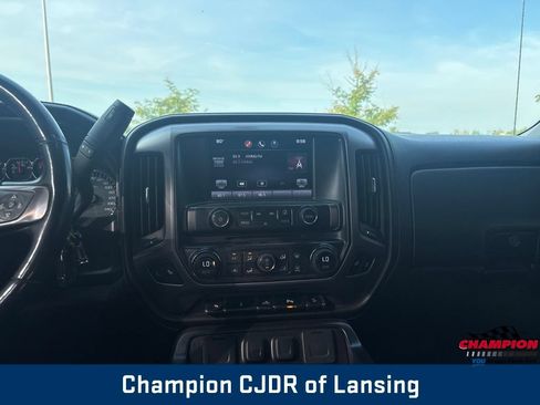 Used 2014 GMC Sierra 1500 SLT w/ All-Terrain Package AWD/4WD image 3