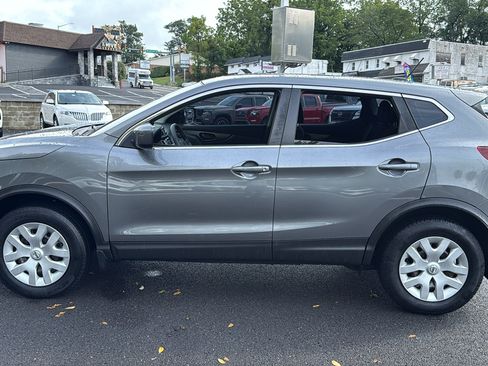 Used 2020 Nissan Rogue Sport S AWD/4WD image 4