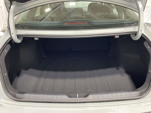 New 2026 Kia K4 LXS image 9