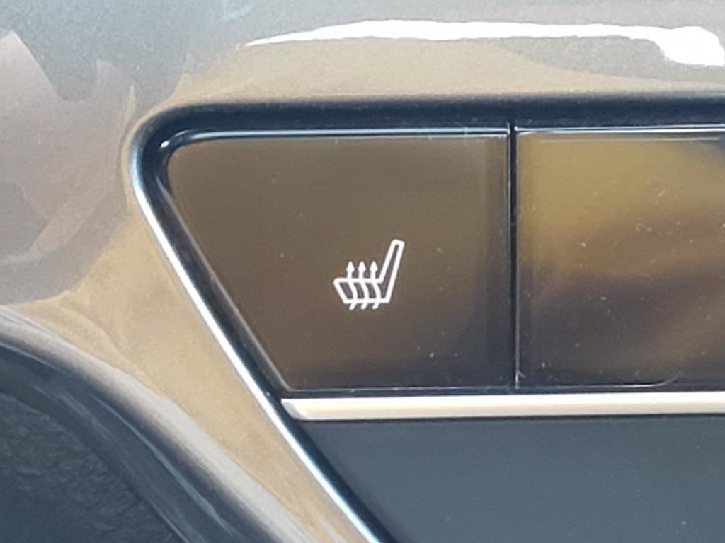 Certified 2024 Acura Integra FWD image 25