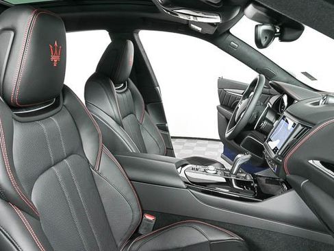 New 2024 Maserati Levante GT Ultima image 23