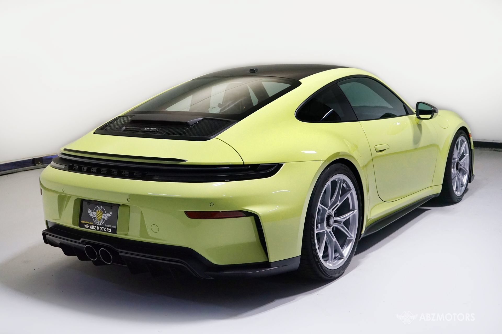 Used 2026 Porsche 911 GT3 RWD image 5