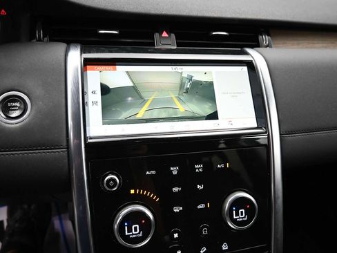 Used 2020 Land Rover Discovery Sport SE AWD/4WD image 25