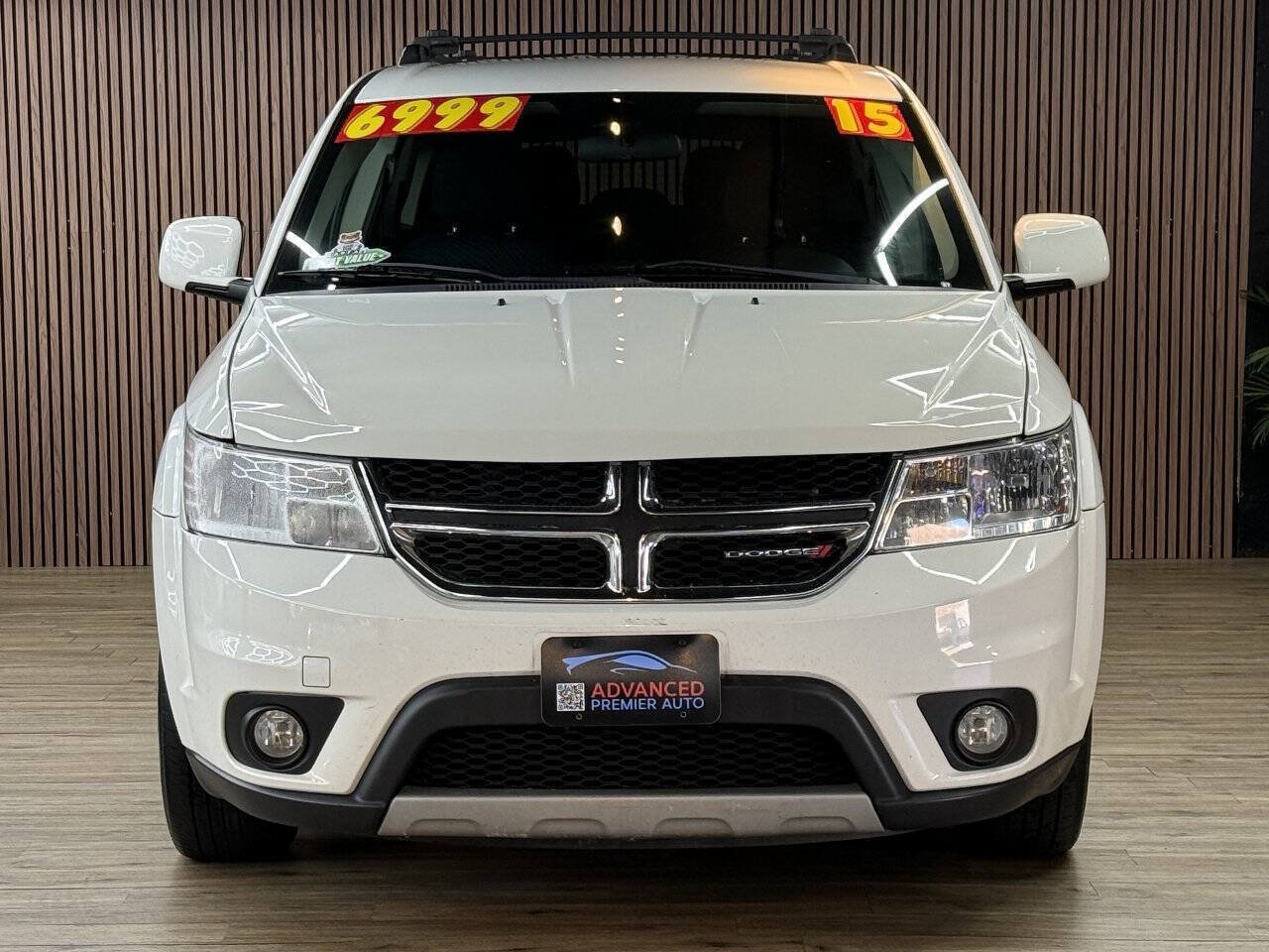 Used 2015 Dodge Journey FWD image 2