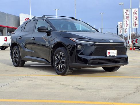 Certified 2026 Toyota bZ XLE image 3