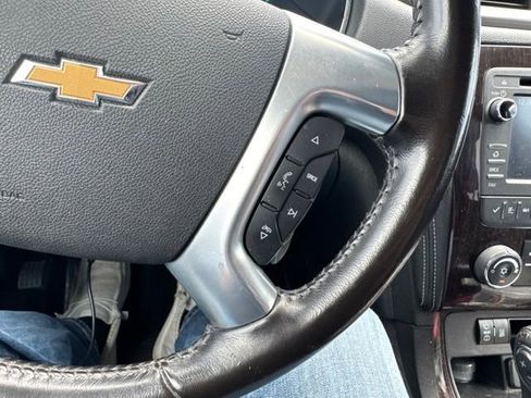 Used 2017 Chevrolet Traverse LT AWD/4WD image 17