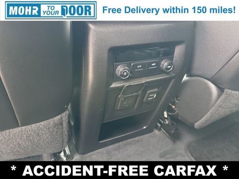 Used 2021 Chevrolet Traverse LT w/ LT Premium Package image 33