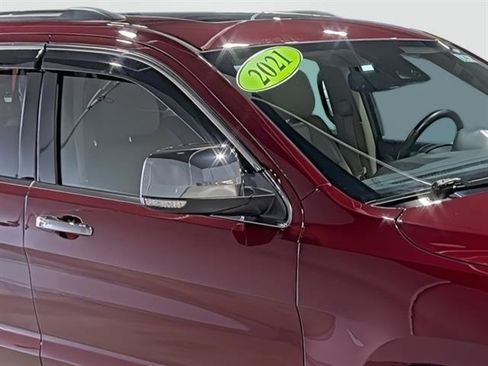 Used 2021 Jeep Grand Cherokee Limited w/ Sun & Sound Group AWD/4WD image 16