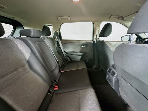 Used 2022 Nissan Rogue SV FWD image 25