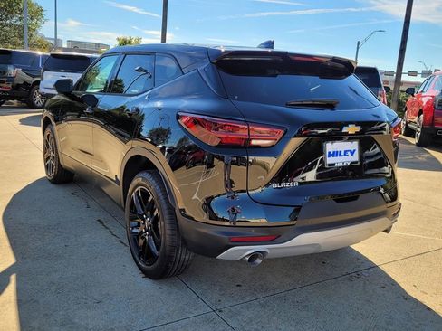 New 2026 Chevrolet Blazer LT image 3