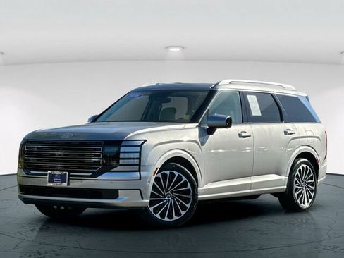 Used 2026 Hyundai Palisade Calligraphy AWD/4WD image 2