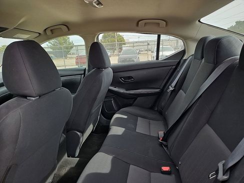 Used 2025 Nissan Sentra SV image 16