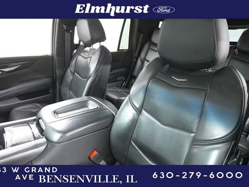 Used 2020 Cadillac Escalade Platinum w/ Escalade Sport Edition image 12