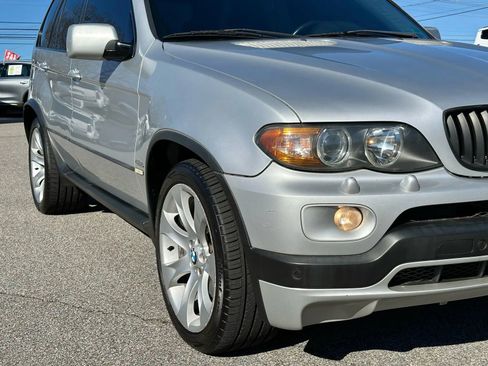 Used 2005 BMW X5 4.8is image 10