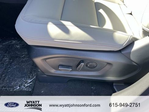 New 2026 Ford Explorer Active image 25