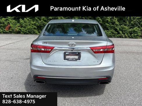 Used 2018 Toyota Avalon XLE FWD image 5