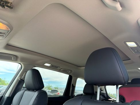Certified 2024 Subaru Ascent Touring AWD/4WD image 25