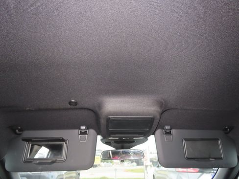 Used 2025 Ford Escape ST-Line FWD image 22