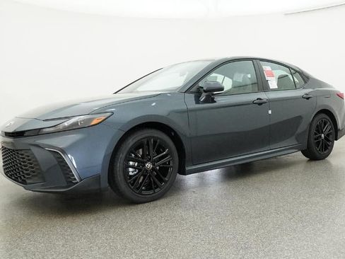 New 2026 Toyota Camry SE FWD image 17