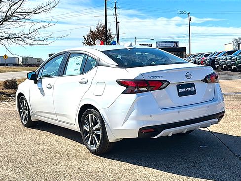 New 2025 Nissan Versa SV w/ Trunk Package image 6