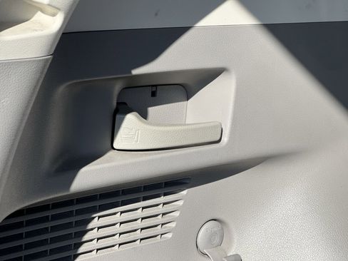 Used 2012 Honda CR-V EX-L image 29