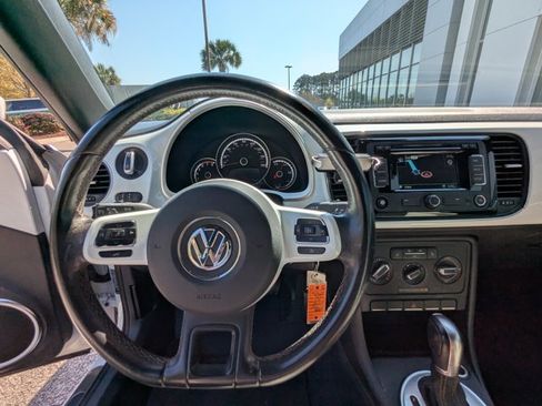 Used 2015 Volkswagen Beetle 1.8T image 15