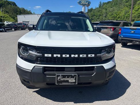 Used 2025 Ford Bronco Sport Outer Banks w/ Outer Banks Tech Package+ AWD/4WD image 5