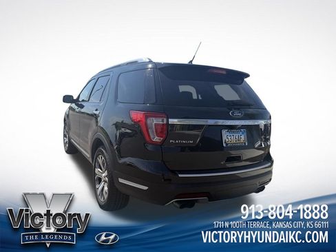 Used 2018 Ford Explorer Platinum AWD/4WD image 23