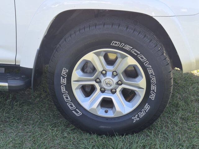 Used 2014 Toyota 4Runner SR5 RWD image 10