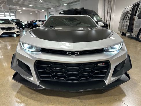 Used 2019 Chevrolet Camaro ZL1 image 18