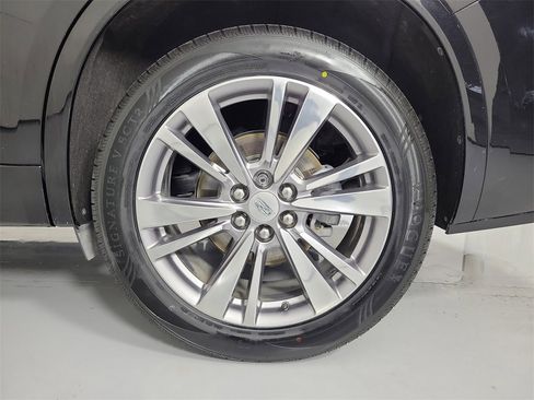 Certified 2023 Cadillac XT6 Premium Luxury image 10