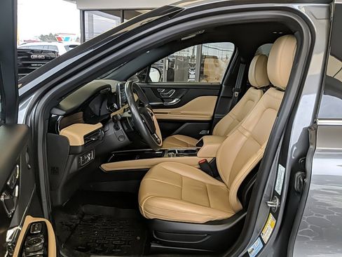 Certified 2021 Lincoln Corsair Reserve image 14