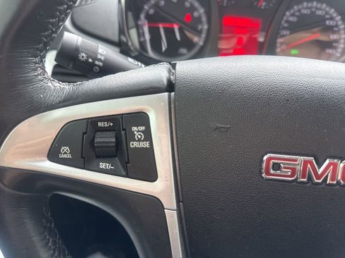 Used 2017 GMC Terrain SLE w/ Driver Alert Package I image 18