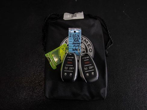 Used 2022 Alfa Romeo Stelvio Ti w/ Active Assist Plus Package image 40