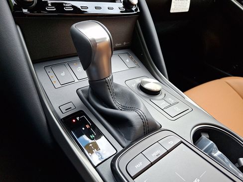 New 2025 Lexus IS 350 F Sport image 11