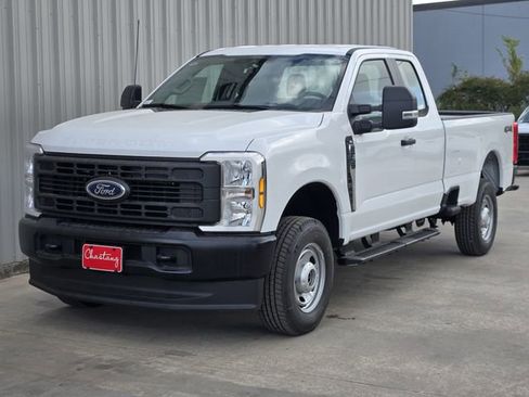 New 2026 Ford F250 XL image 2