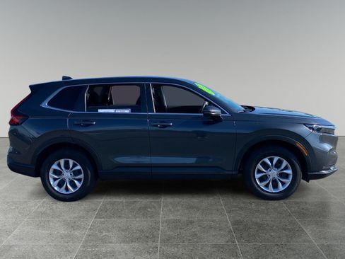 Used 2025 Honda CR-V LX image 6