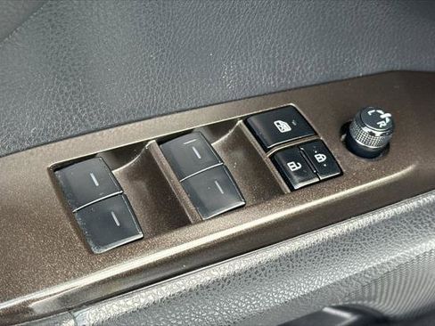 Certified 2023 Toyota Camry SE image 13