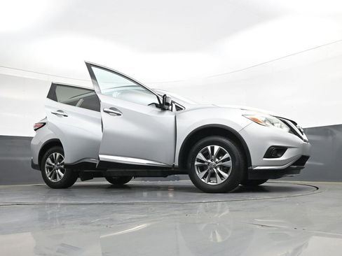 Used 2017 Nissan Murano SV image 39