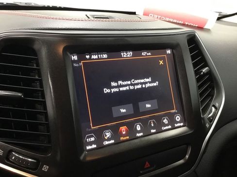 Used 2022 Jeep Cherokee Trailhawk w/ Trailer Tow Group image 20