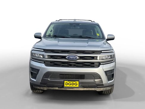 Certified 2024 Ford Expedition Max XLT image 8