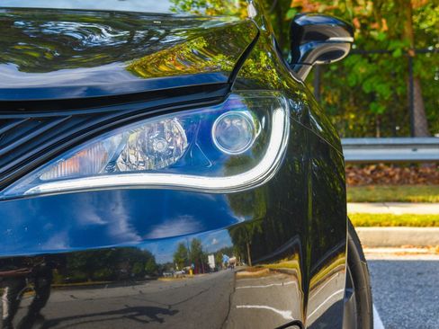 Used 2019 Chrysler Pacifica Limited w/ S Appearance Package image 5