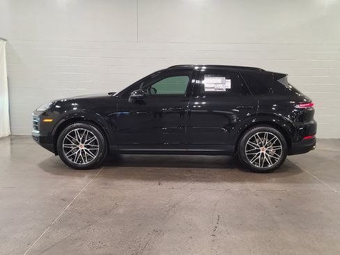 New 2026 Porsche Cayenne image 2