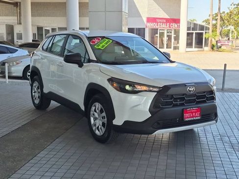 Used 2026 Toyota Corolla Cross L FWD image 3