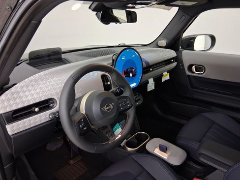 New 2026 MINI Cooper S FWD image 2